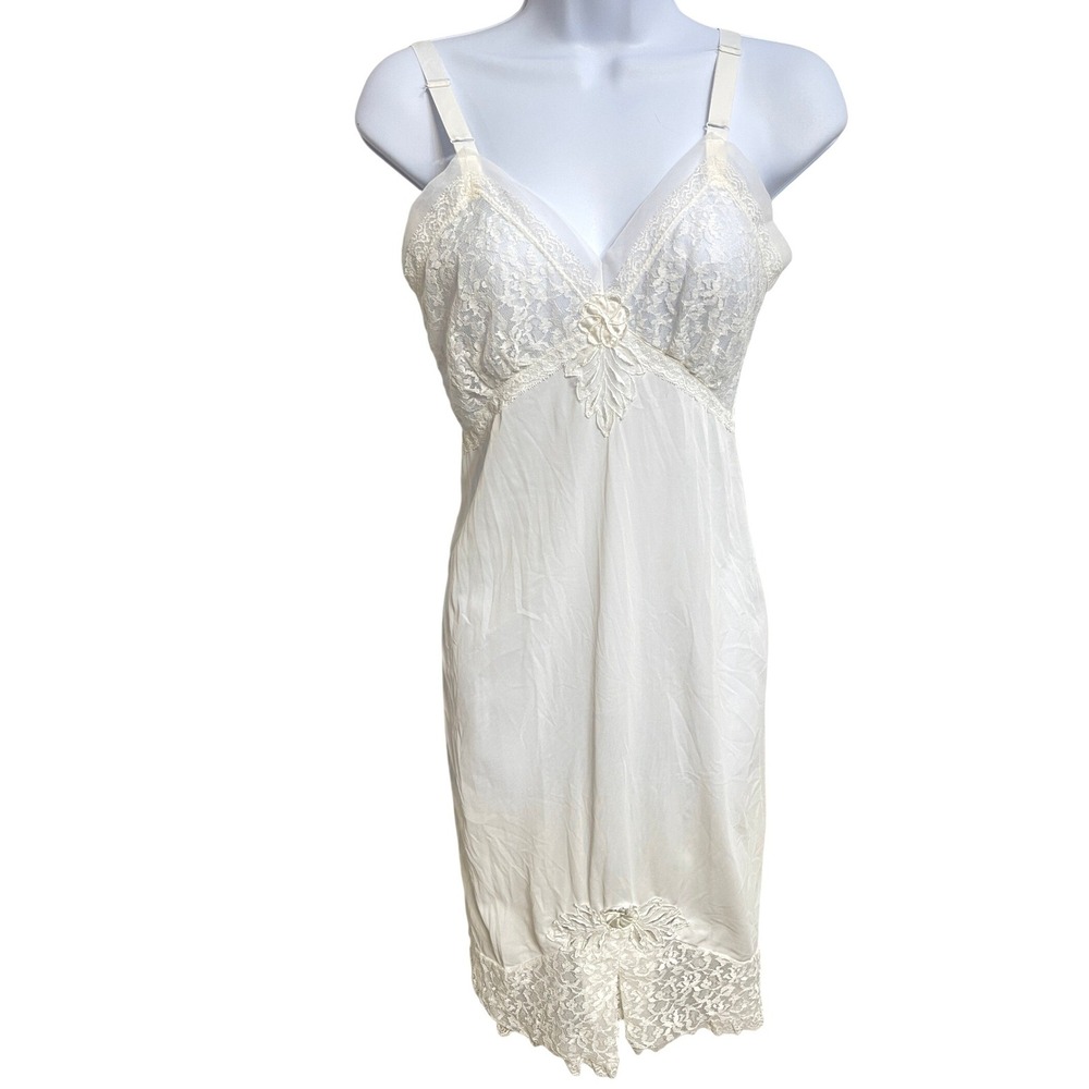 Vintage 50s/60s Movie Star Ivory Lace Full Slip Dress Coquette Bridal Size 32